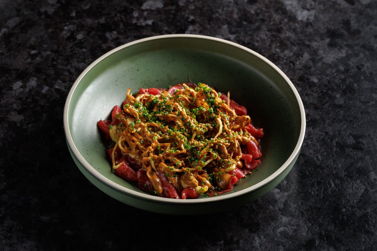 Сашими из говядины с ореховым кремом